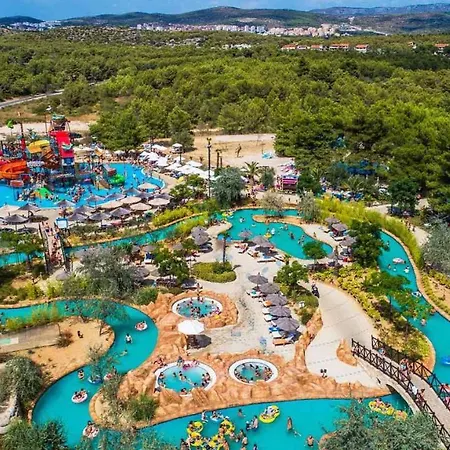 In - Sibenik Riviera 37079 * Zaboric