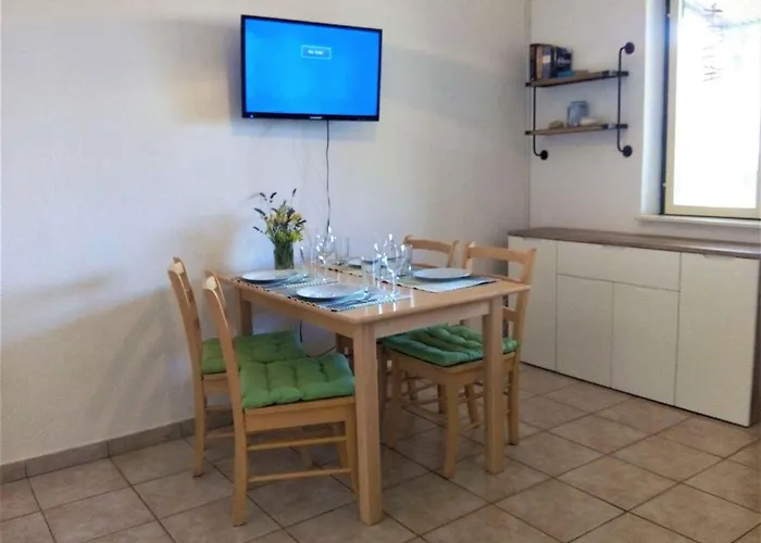 In - Sibenik Riviera 37079 *