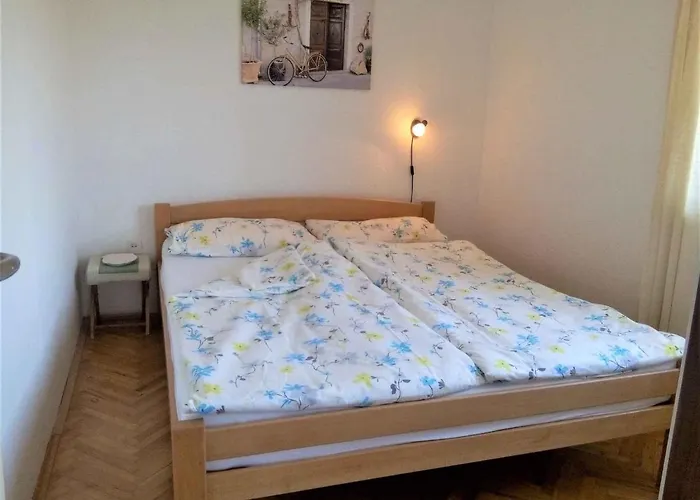 In - Sibenik Riviera 37079 Apartman *